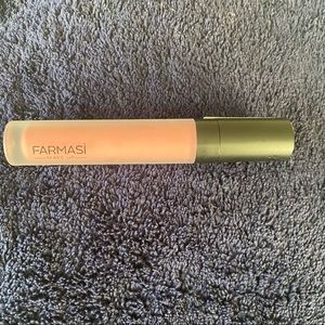 Farmasi’s Matte liquid lipstick